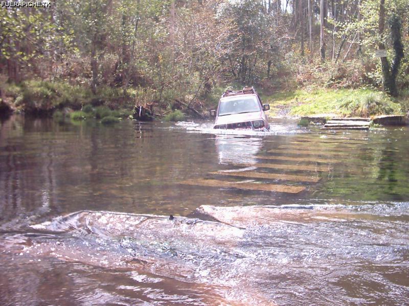 Suzuki Jimny vadeo 4x4