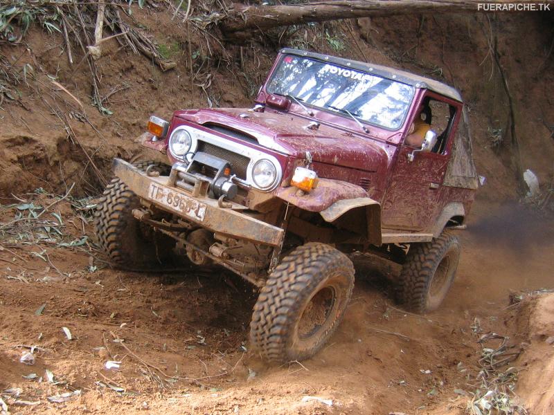 BJ40 trial 4x4
