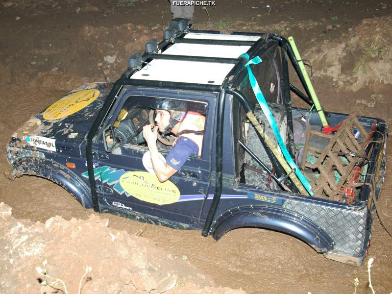Suzuki Samurai trial 4x4