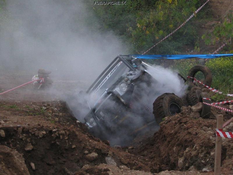 Suzuki Samurai trial 4x4