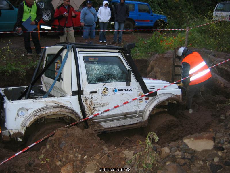 Suzuki Samurai trial 4x4