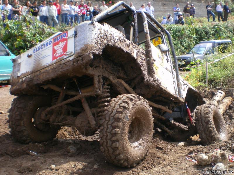 Toyota Land Cruiser trial 4x4