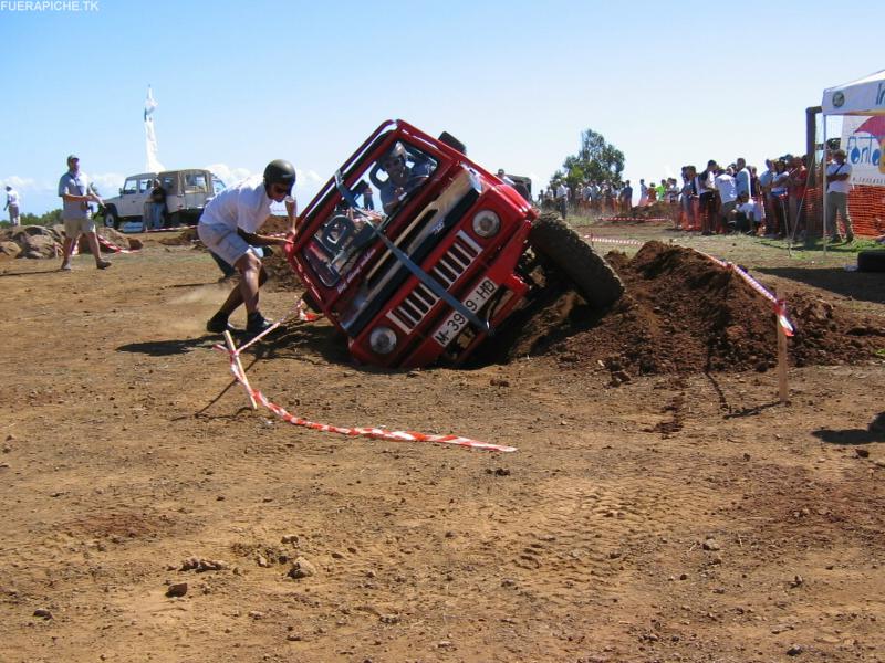 Suzuki Samurai trial 4x4