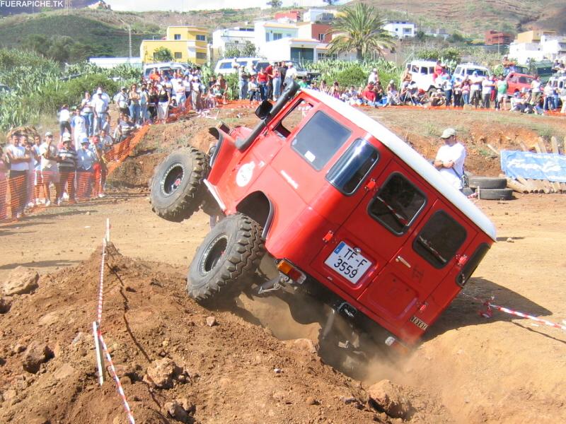 Toyota Land Cruiser BJ40 trial 4x4