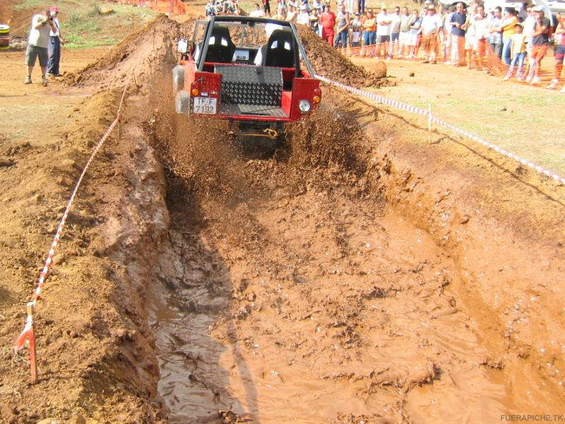 Land Rover V8 trial 4x4