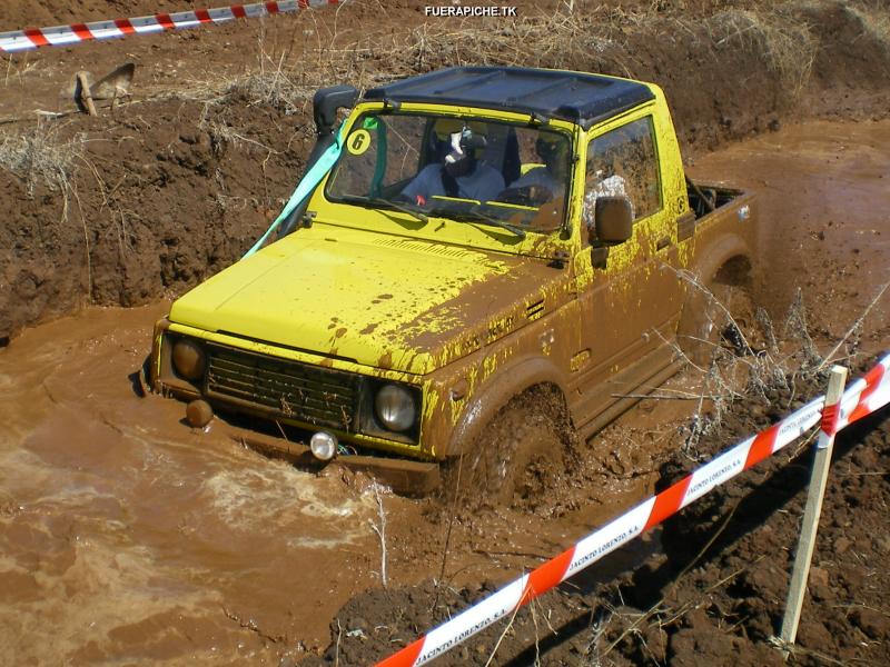 Suzuki Samurai  trial 4x4