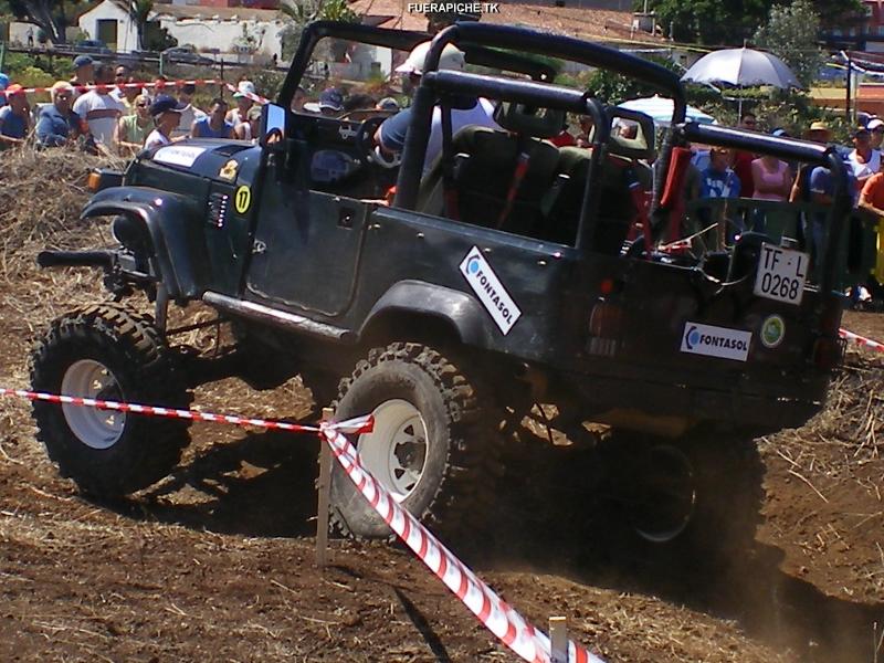 BJ40 trial 4x4