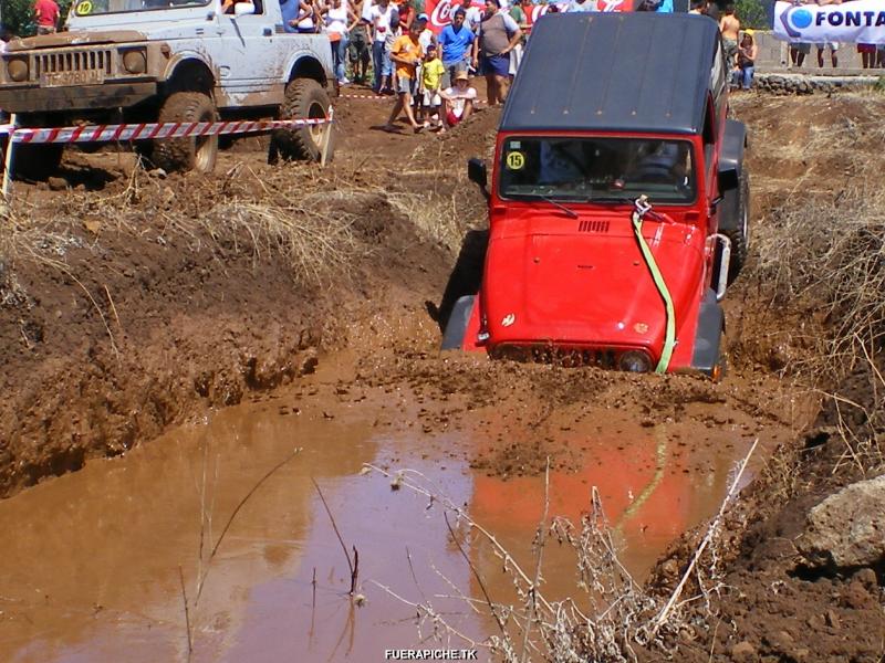 Jeep Wrangler trial 4x4