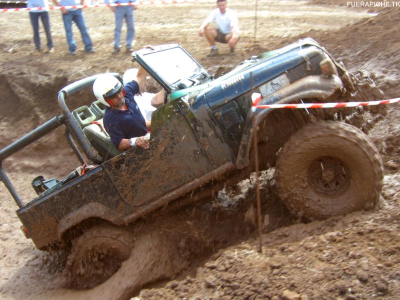Toyota Land Cruiser BJ40 trial 4x4