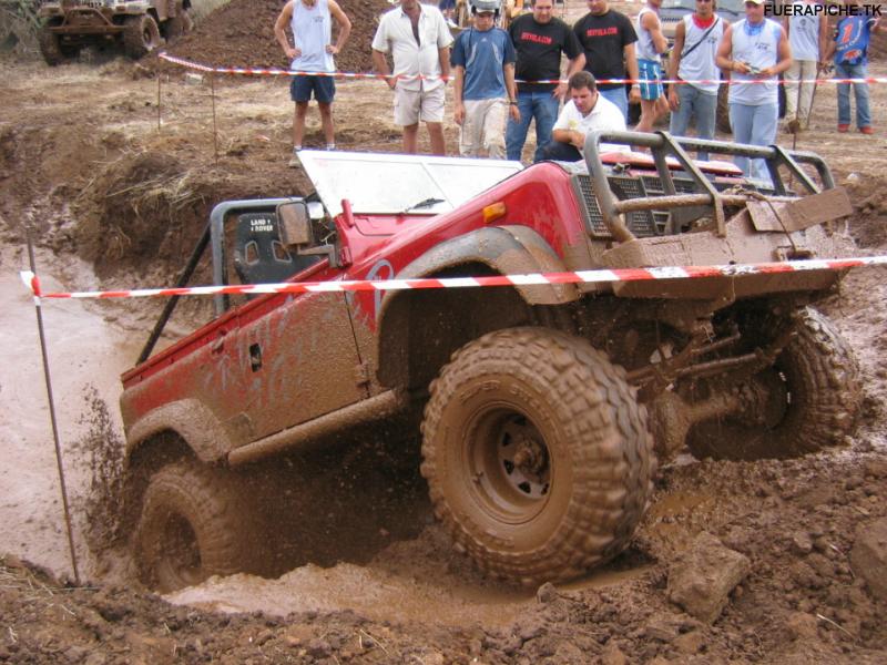 Land Rover V8 trial 4x4