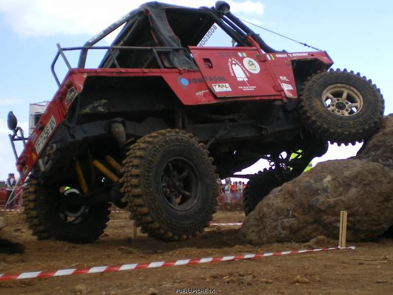 Land Rover Ligero trial 4x4