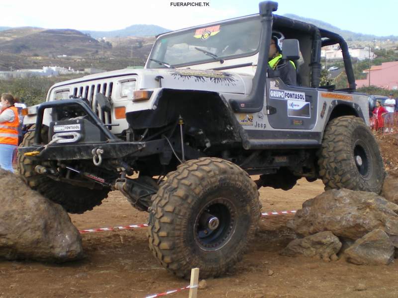 Jeep Wrangler 4.0 trial 4x4