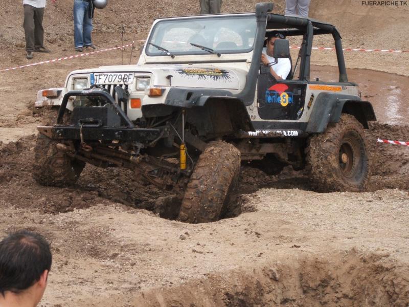 Jeep Wrangler 4.0 trial 4x4