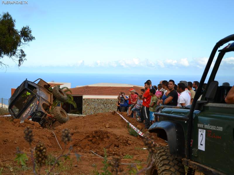 Suzuki Samurai trial 4x4