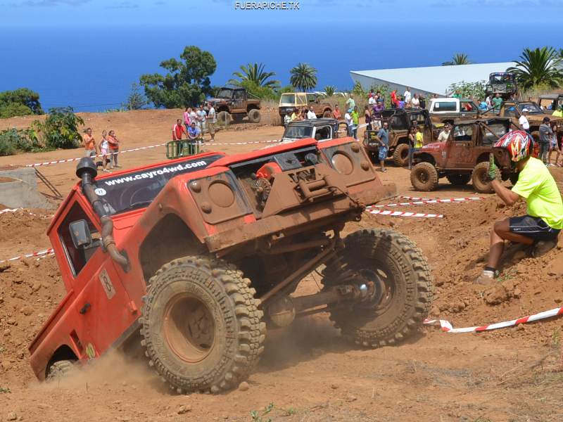 Land Rover Defender 90 trial 4x4