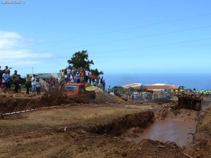 Carrera en barro, trial 4x4