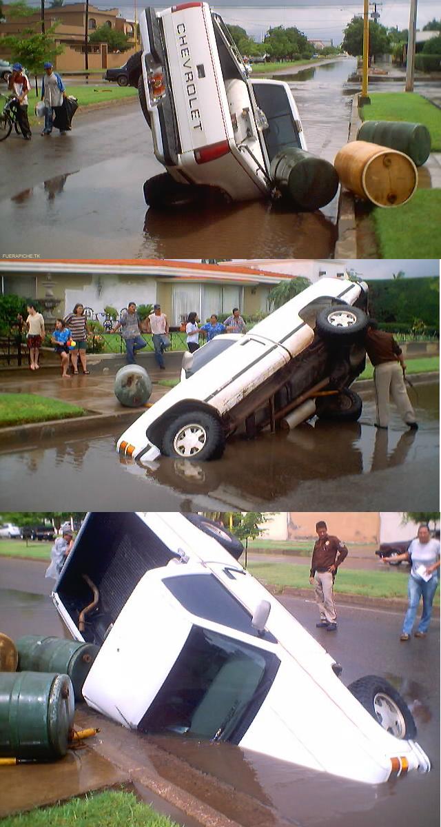 ATRAVESANDO AGUJERO CON 4x4